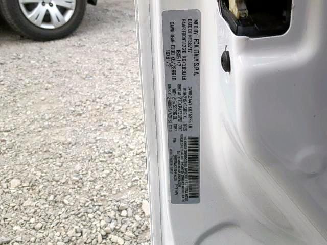 ZFBERFAB2J6H44220 - 2018 RAM PROMASTER WHITE photo 10