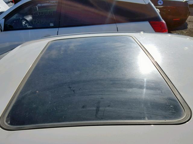 2G2WS522741343810 - 2004 PONTIAC GRAND PRIX WHITE photo 9