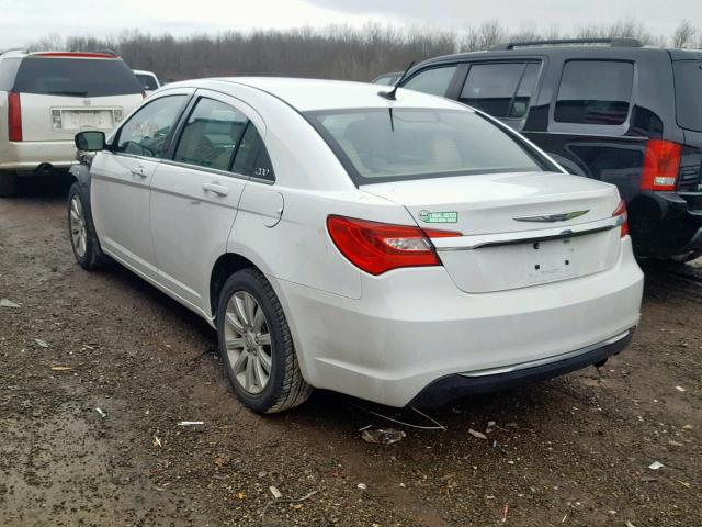 1C3BC1FB2BN607333 - 2011 CHRYSLER 200 TOURIN WHITE photo 3