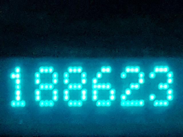 1G1ZH57B08F258363 - 2008 CHEVROLET MALIBU 1LT GOLD photo 8