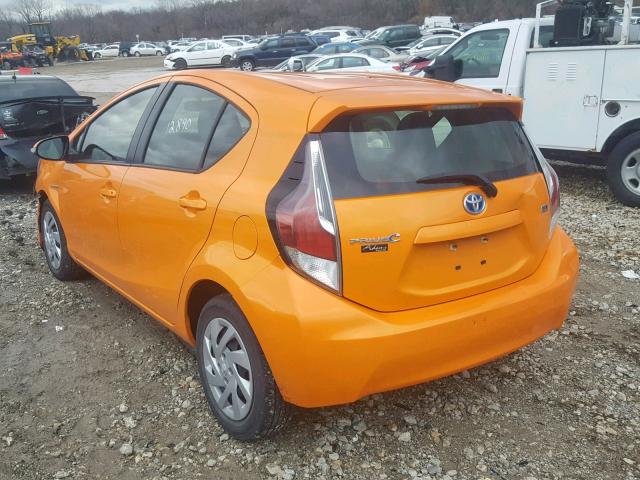 JTDKDTB35F1107053 - 2015 TOYOTA PRIUS C ORANGE photo 3