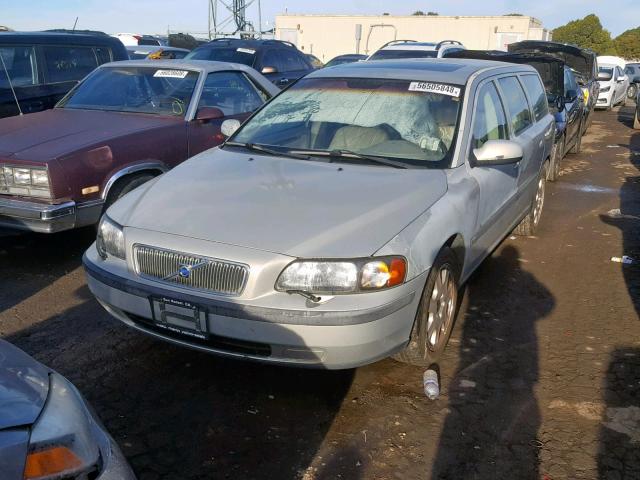 YV1SW58D812033324 - 2001 VOLVO V70 2.4T SILVER photo 2