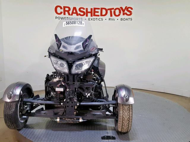 2BXJBWC1XBV001260 - 2011 CAN-AM SPYDER ROA GRAY photo 3