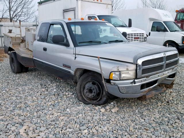 1B7MF3361WJ232093 - 1998 DODGE RAM 3500 SILVER photo 1