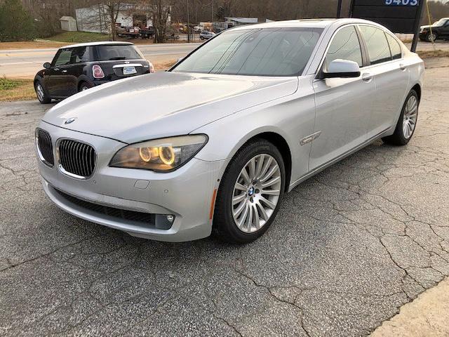 WBAKA8C52ACY35574 - 2010 BMW 750 I SILVER photo 2