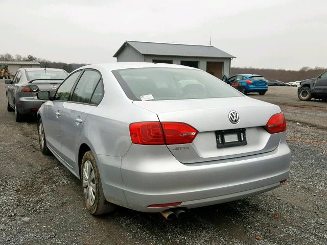 3VW2K7AJ5EM331967 - 2014 VOLKSWAGEN JETTA BASE Արծաթագույն լուսանկար 3