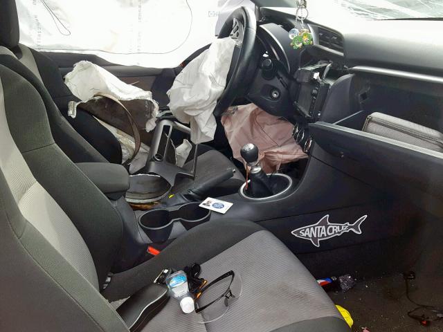 JTKJF5C78FJ010800 - 2015 TOYOTA SCION TC ნაცრისფერი ფოტო 5