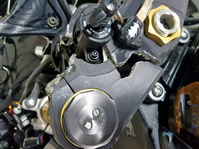 JS1GR7MA8H2100048 - 2017 SUZUKI GSX-R750 BLACK photo 13