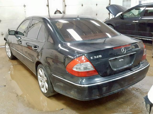 WDBUF65J83A275956 - 2003 MERCEDES-BENZ E 320 BLACK photo 3