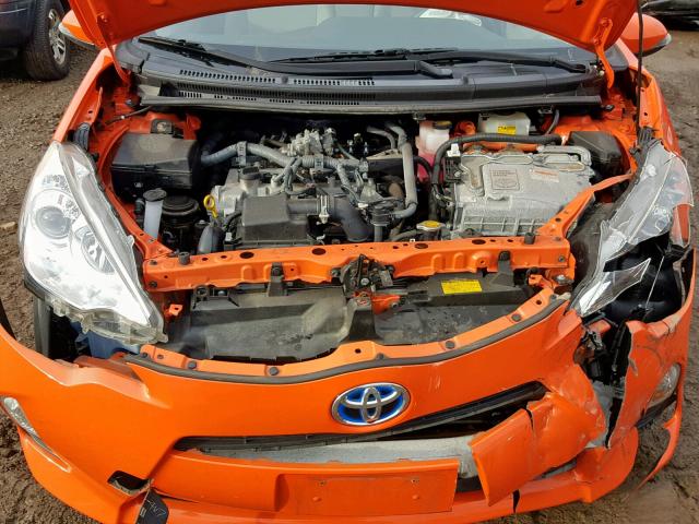 JTDKDTB33E1076691 - 2014 TOYOTA PRIUS C ORANGE photo 7