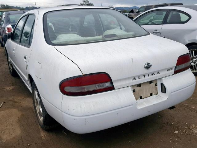 1N4BU31D4SC134128 - 1995 NISSAN ALTIMA XE WHITE photo 3