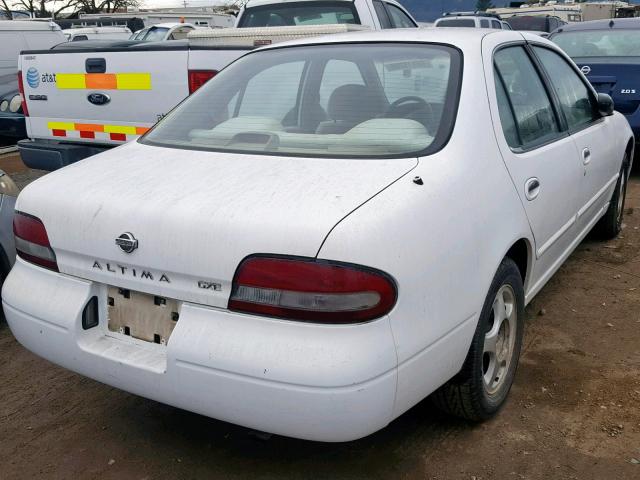 1N4BU31D4SC134128 - 1995 NISSAN ALTIMA XE WHITE photo 4