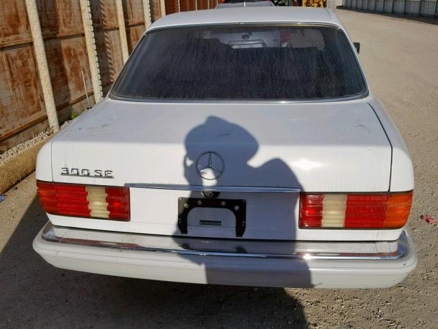 WDBCA24D8LA503422 - 1990 MERCEDES-BENZ 300 SE WHITE photo 9