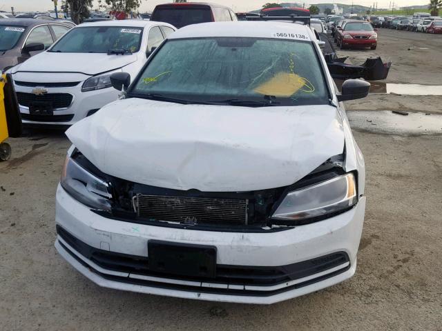 3VW2K7AJ7FM2 - 2015 VOLKSWAGEN JETTA BASE WHITE photo 9