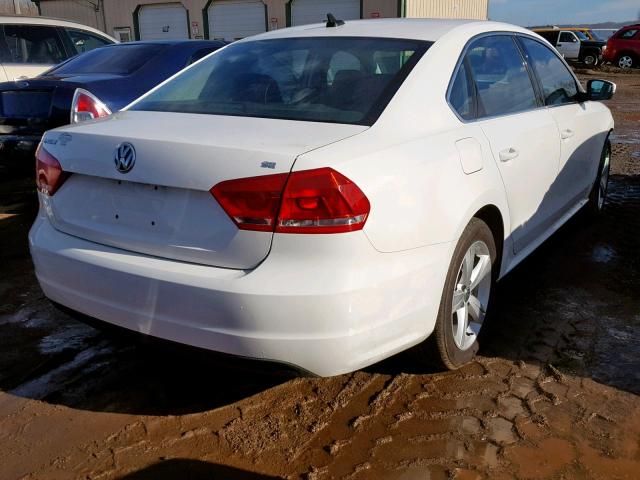 1VWBH7A30DC082204 - 2013 VOLKSWAGEN PASSAT SE WHITE photo 4