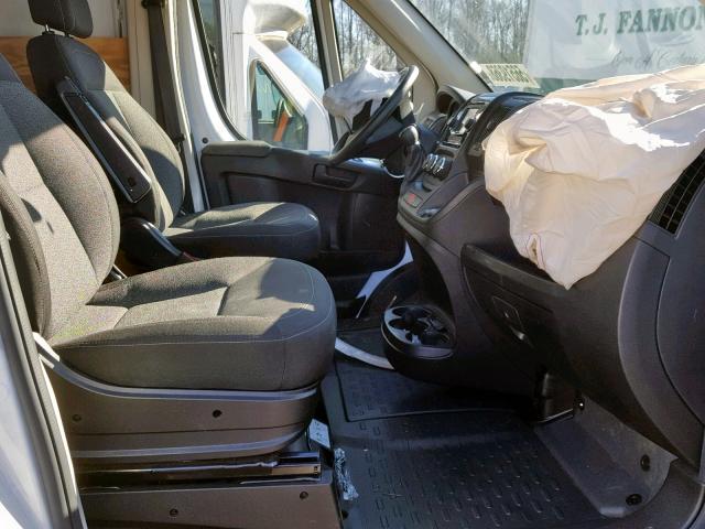 3C6TRVDG8HE500781 - 2017 RAM PROMASTER 白色 照片 5