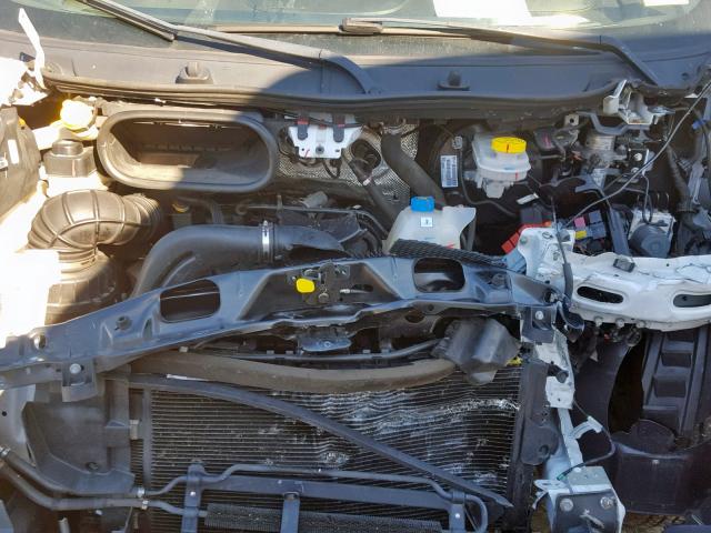 3C6TRVDG8HE500781 - 2017 RAM PROMASTER 白色 照片 7