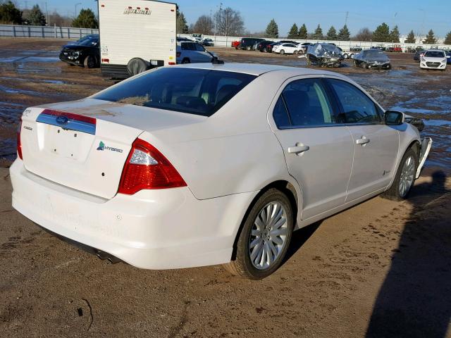 3FADP0L3XCR281494 - 2012 FORD FUSION HYB WHITE photo 4