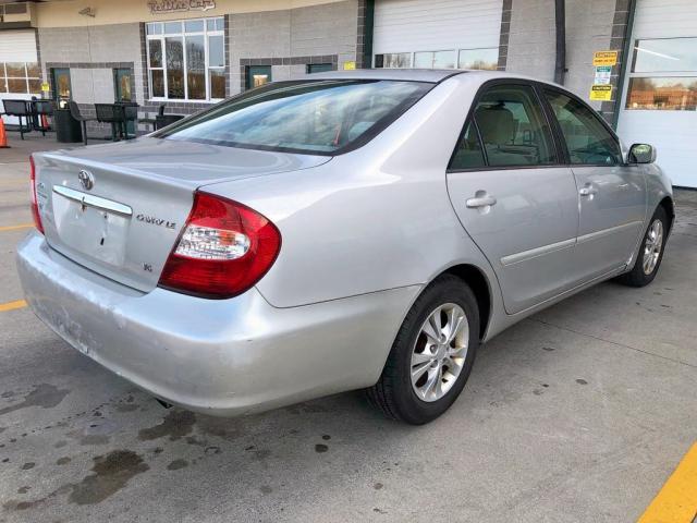 4T1BF32K64U070894 - 2004 TOYOTA CAMRY LE SILVER photo 4