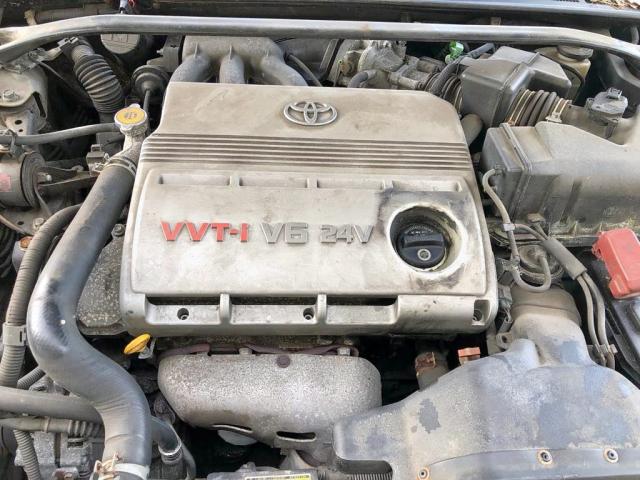 4T1BF32K64U070894 - 2004 TOYOTA CAMRY LE SILVER photo 8