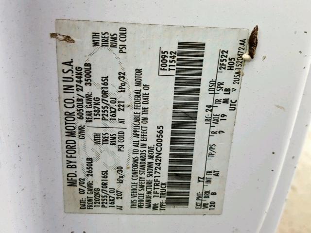 1FTRF17242NC00565 - 2002 FORD F150 WHITE photo 10