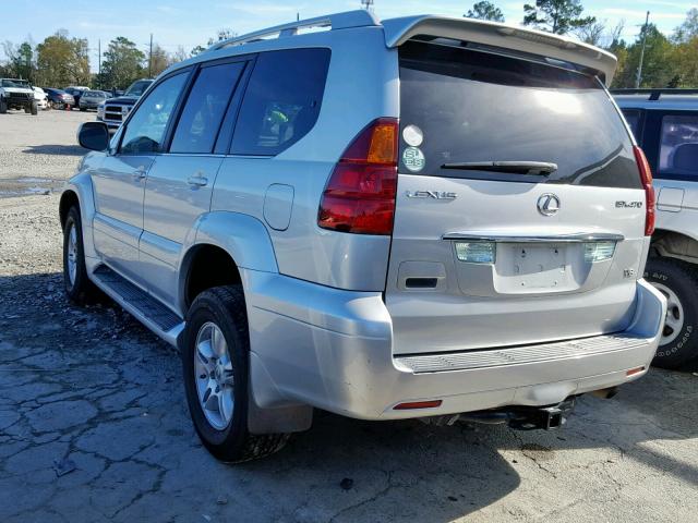 JTJBT20X260118694 - 2006 LEXUS GX 470 SILVER photo 3