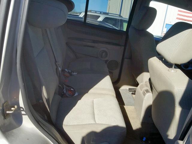 1J8HG48K47C612179 - 2007 JEEP COMMANDER SILVER photo 6