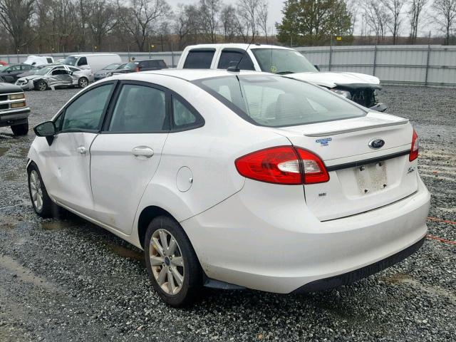 3FADP4BJ8DM152675 - 2013 FORD FIESTA SE WHITE photo 3