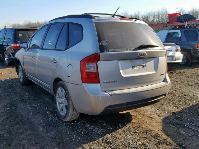 KNAFG526X87166403 - 2008 KIA RONDO LX SILVER photo 3