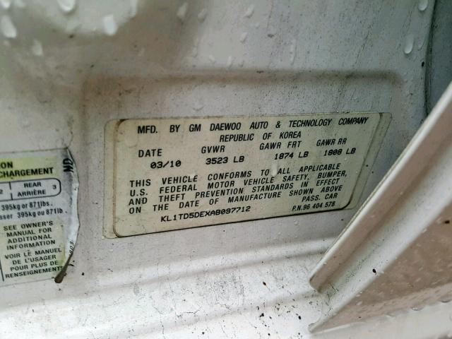 KL1TD5DEXAB097712 - 2010 CHEVROLET AVEO LS WHITE photo 10