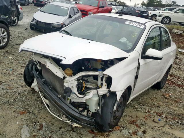 KL1TD5DEXAB097712 - 2010 CHEVROLET AVEO LS WHITE photo 2