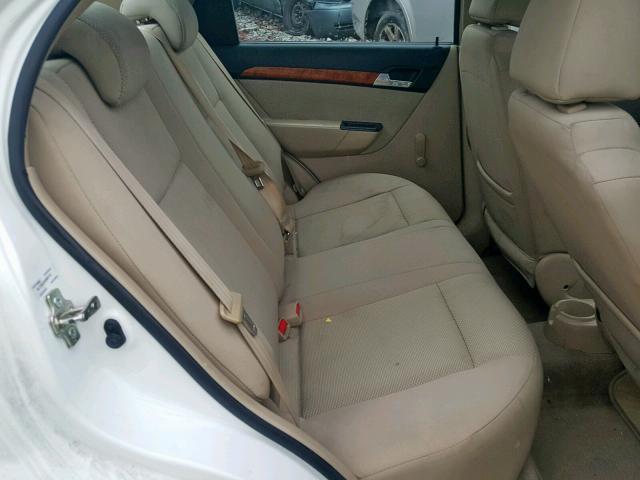 KL1TD5DEXAB097712 - 2010 CHEVROLET AVEO LS WHITE photo 6