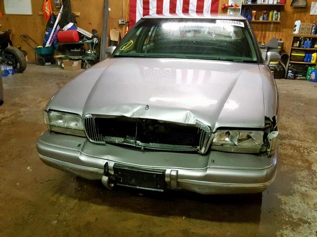 1G4CW52K3SH623068 - 1995 BUICK PARK AVENU SILVER photo 7