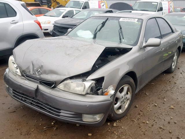 JT8BF28G6X5072756 - 1999 LEXUS ES 300 BEIGE photo 2