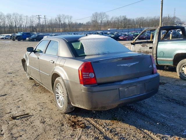 2C3LA43R48H132749 - 2008 CHRYSLER 300 LX GRAY photo 3