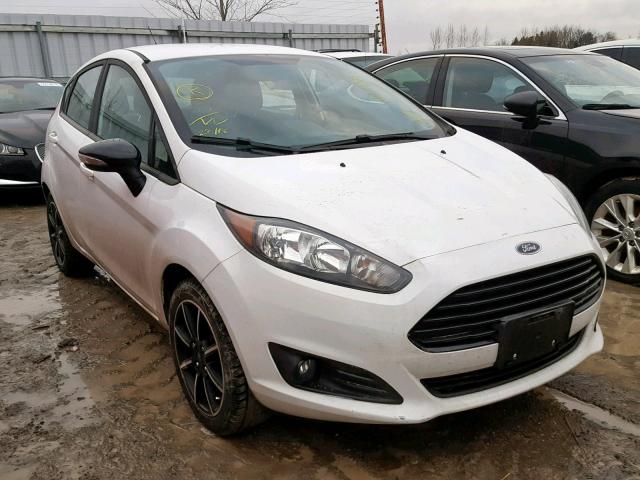 3FADP4EJ4GM179629 - 2016 FORD FIESTA SE WHITE photo 1