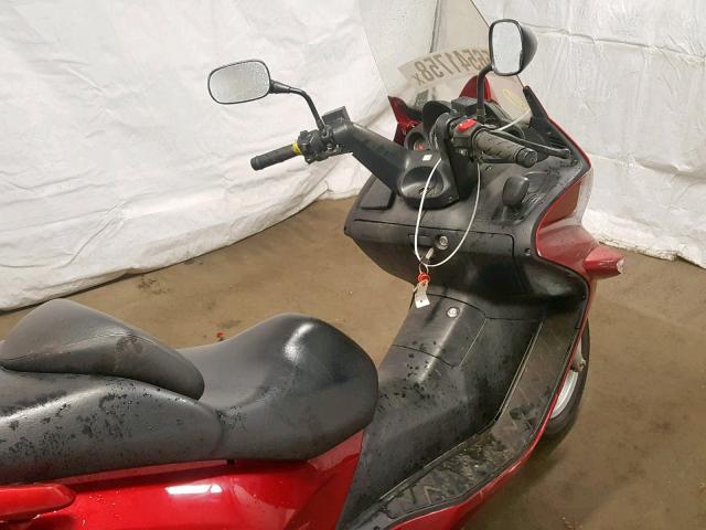 JH2MF06165K300175 - 2005 HONDA NSS250 RED photo 5