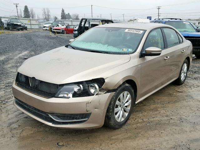 1VWAT7A34FC051714 - 2015 VOLKSWAGEN PASSAT S GOLD photo 2