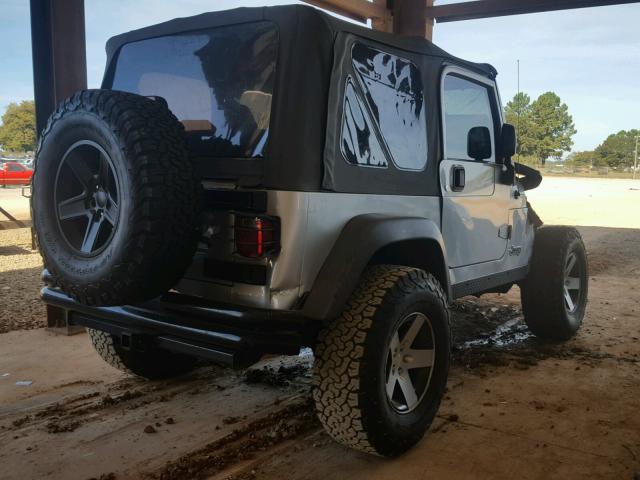 1J4FA29164P794797 - 2004 JEEP WRANGLER / SILVER photo 4