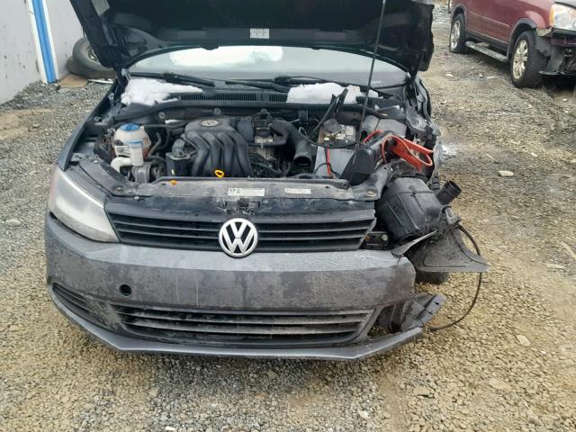3VW2K7AJ1DM386527 - 2013 VOLKSWAGEN JETTA BASE 灰色 照片 7