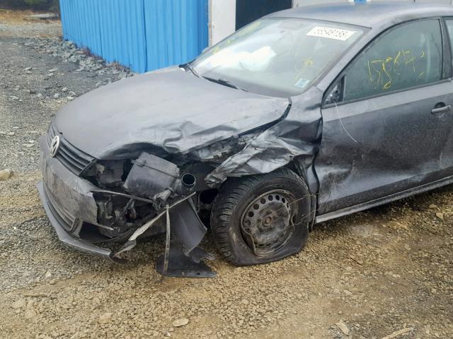 3VW2K7AJ1DM386527 - 2013 VOLKSWAGEN JETTA BASE 灰色 照片 9