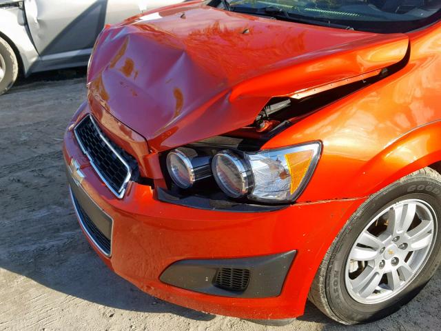 1G1JA6SH6C4152099 - 2012 CHEVROLET SONIC LS 橙色 照片 9