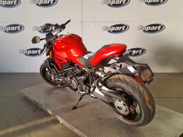 ZDMMACFWXJB024764 - 2018 DUCATI MONSTER 12 RED photo 3