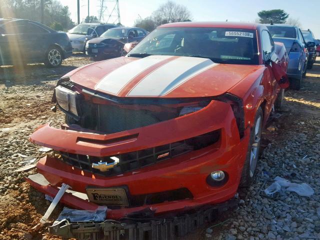 2G1FK1EJ2D9236228 - 2013 CHEVROLET CAMARO 2SS ORANGE photo 2