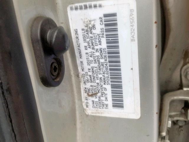 5Y2SL62804Z406125 - 2004 PONTIAC VIBE GRAY photo 10