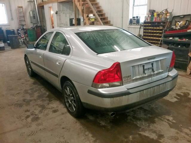 YV1RH59H842391912 - 2004 VOLVO S60 2.5T SILVER photo 3