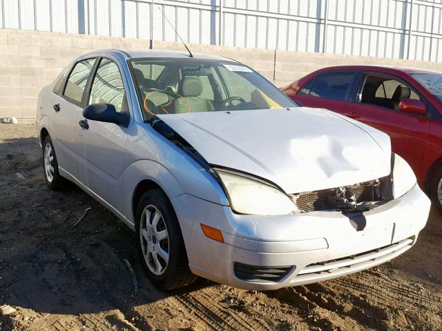 1FAFP34NX5W179199 - 2005 FORD FOCUS ZX4 SILVER photo 1