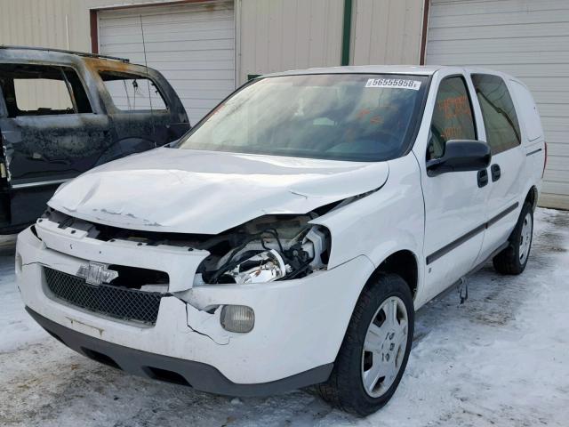 1GBDV13W38D164893 - 2008 CHEVROLET UPLANDER I WHITE photo 2
