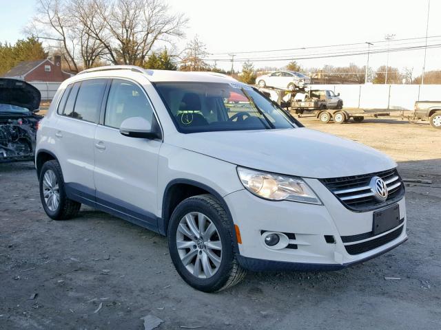 WVGBV7AX1AW000050 - 2010 VOLKSWAGEN TIGUAN SE WHITE photo 1