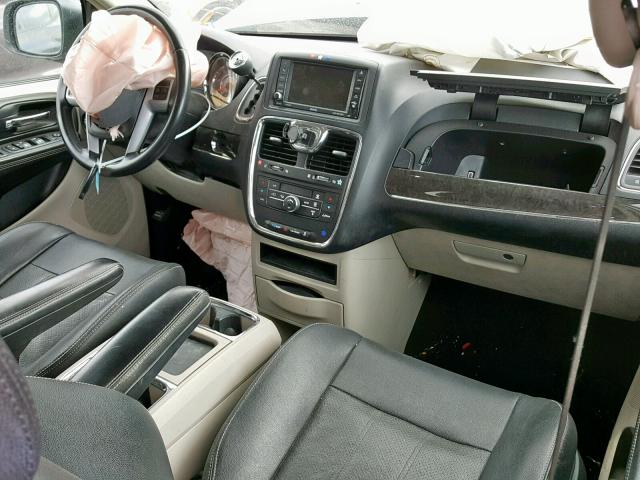 2C4RC1CG6ER180143 - 2014 CHRYSLER TOWN & COU WHITE photo 9